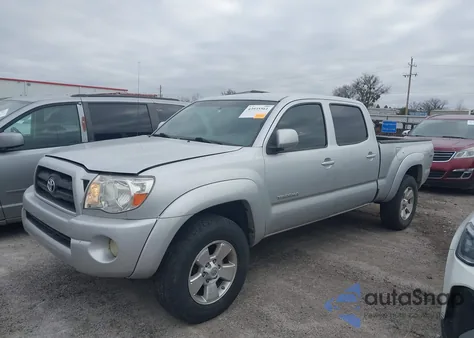 2009 Toyota Tacoma Base V6 z USA, uszkodzony, nr VIN 3TMMU52N49M015641